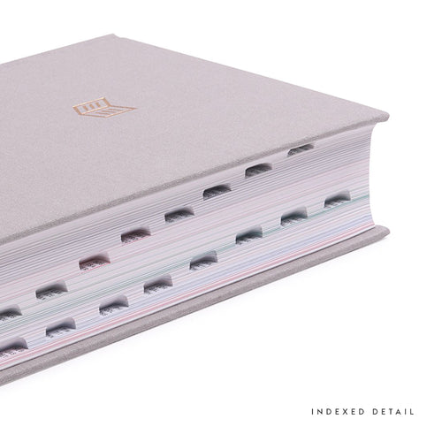 She Reads Truth Bible, Gray Linen (Indexed)