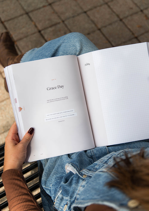 Acts Women’s Reading Guide