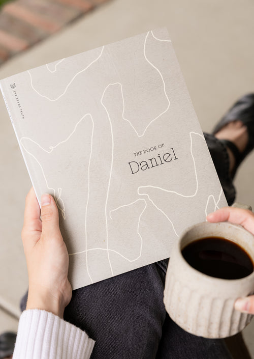 Daniel Women's Reading Guide